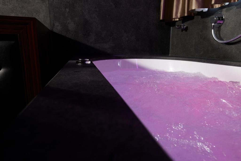 Gutwinski Hotel Vorarlberg mit Spa-Whirlpool im Zimmer