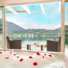Romantik Hotelzimmer Promenaden-Strandhotel Marolt Haupthaus Kärnten mit Whirlpool und Seeblick