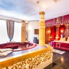 Romantik Schlosshotel Lacknerhof Salzburger Land mit Spa-Whirlpool im Zimmer