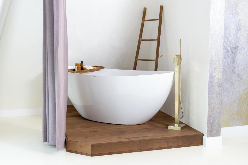 Spa-Wanne NED Hotel Graz Spa-Wanne NED Hotel Graz